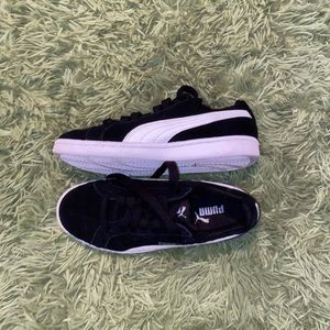 Velvet Puma Sneakers